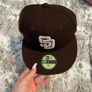Brown 7 1/4 fitted hat
